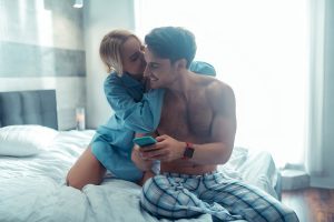 Comment parler de vos fantasmes sexuels à votre partenaire